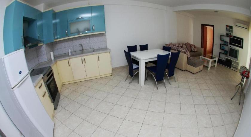 Sea View Apartments Saranda Exterior photo